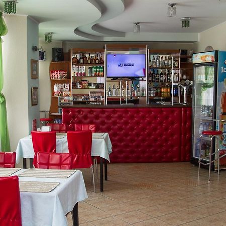 Hôtel Sary Arka à Pavlodar Extérieur photo