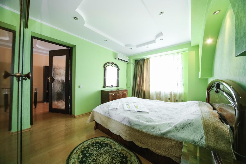 Hôtel Sary Arka à Pavlodar Extérieur photo