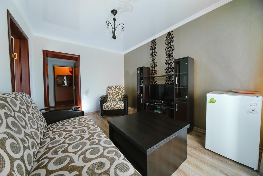 Hôtel Sary Arka à Pavlodar Extérieur photo