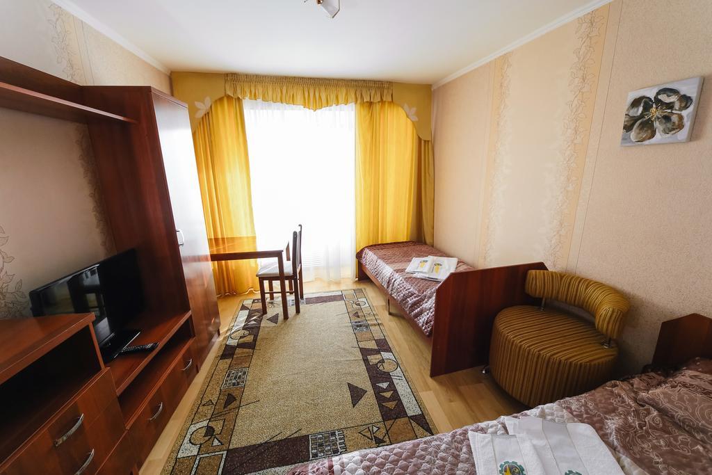 Hôtel Sary Arka à Pavlodar Extérieur photo
