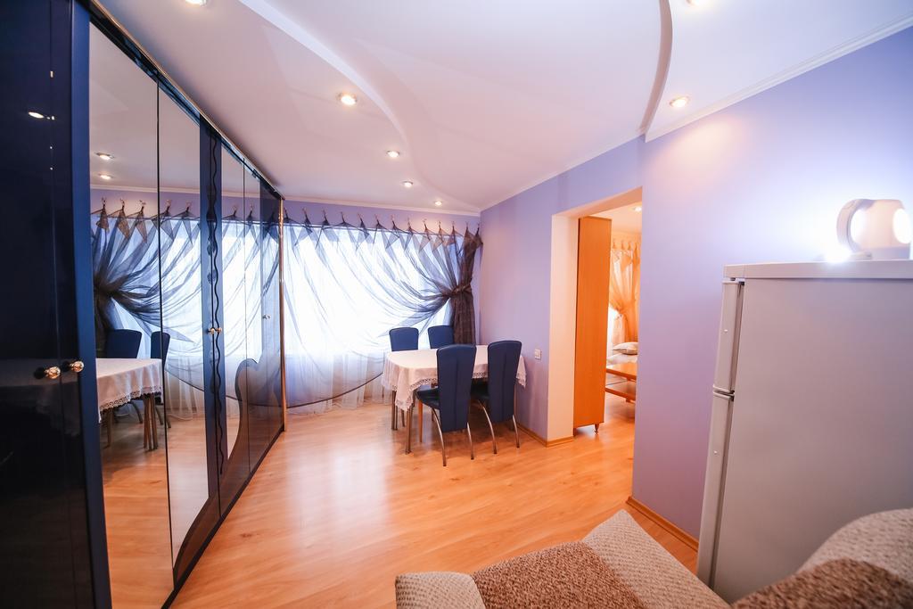 Hôtel Sary Arka à Pavlodar Extérieur photo
