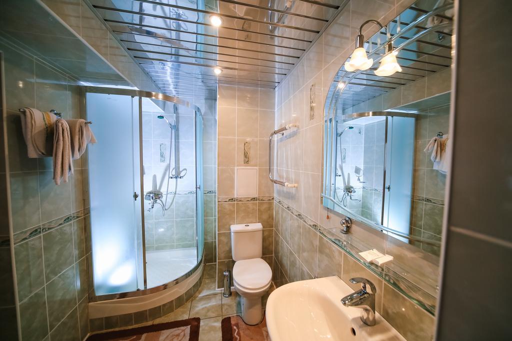 Hôtel Sary Arka à Pavlodar Extérieur photo